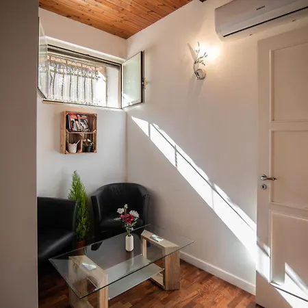 Lusitiny アパート ローマ